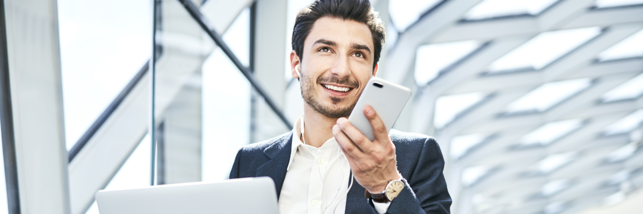 Centrum dowodzenia w kieszeni. Czego C-level wymaga od smartfona?