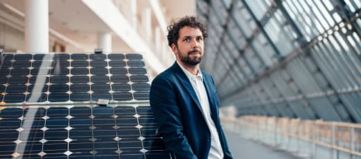 Jak założyć firmę fotowoltaiczną i pozyskiwać klientów w branży OZE?