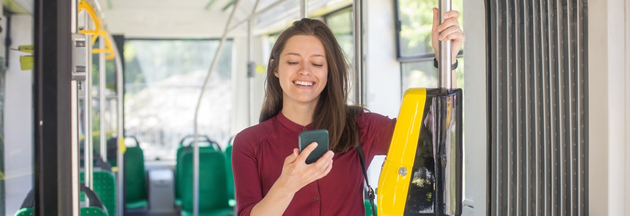 Bilety miejskie i parkingowe – kupuj w aplikacji SkyCash, opłatę dolicz do rachunku Orange