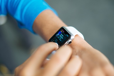 Smartwatche – jak wykorzystać ich funkcje? Który inteligenty zegarek wybrać?