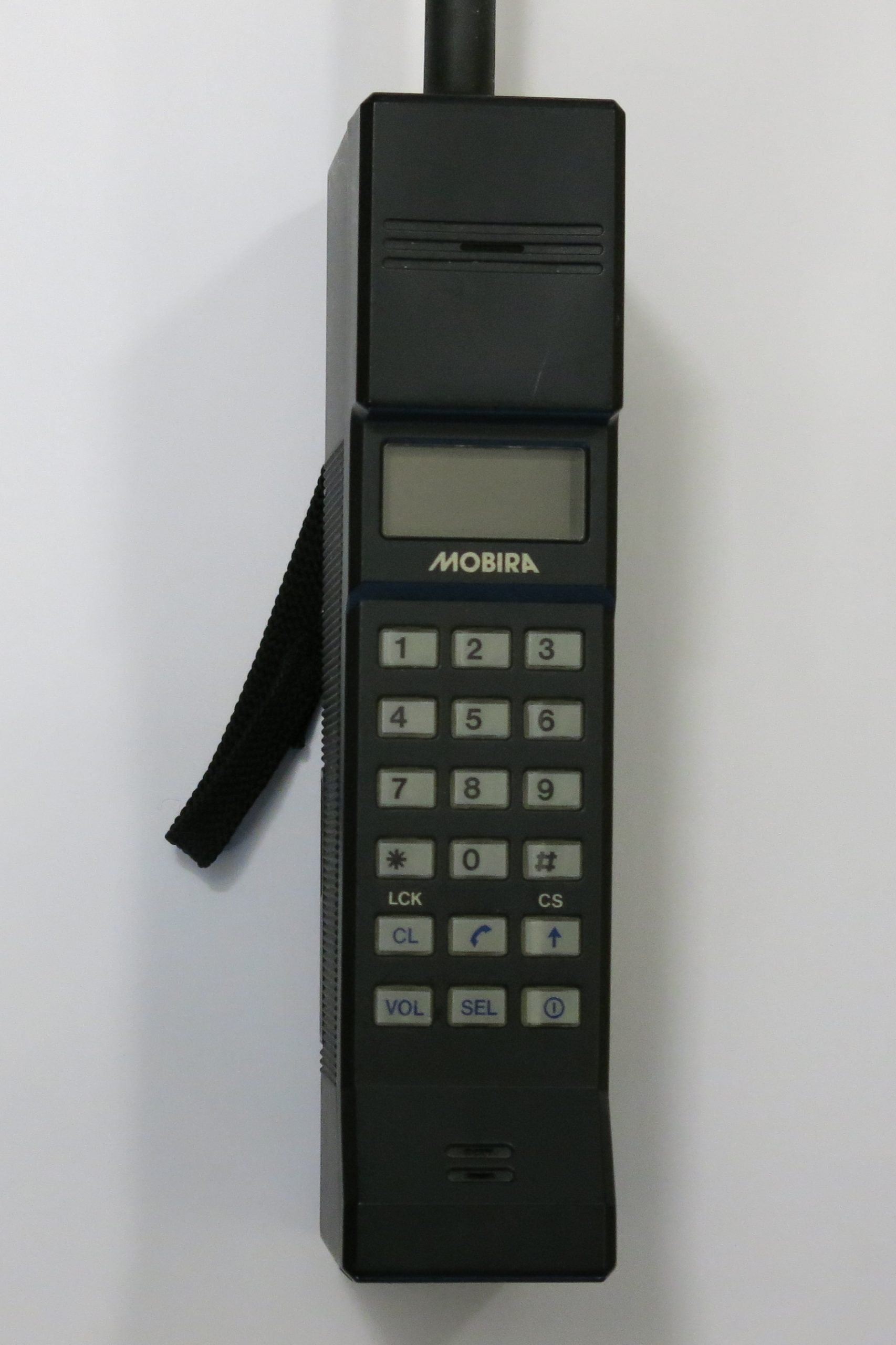 Telefon Nokia-Mobira z 1985 roku