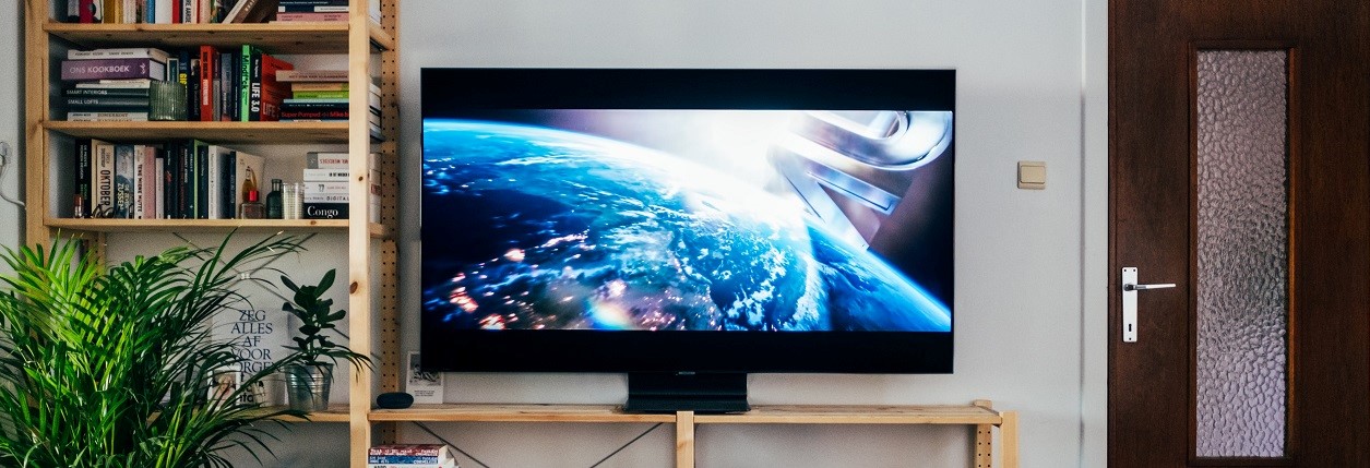 Nie wiesz, jaki telewizor kupić? Poznaj najczęściej wybierane marki telewizorów na świecie