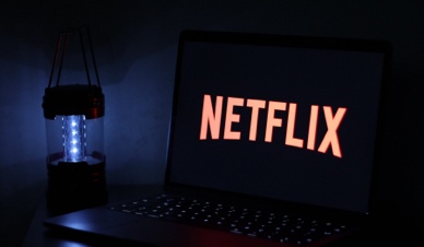 Seriale wojenne Netflix i HBO, które warto znać