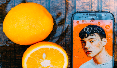 Orange Flex: eSIM, czyli dlaczego warto sięgnąć po wirtualną kartę SIM?