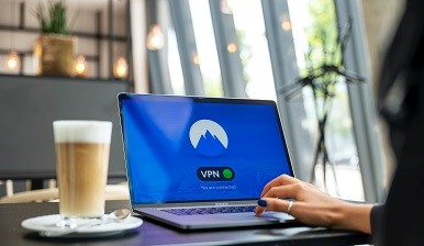 Co to jest VPN i do czego go wykorzystać?