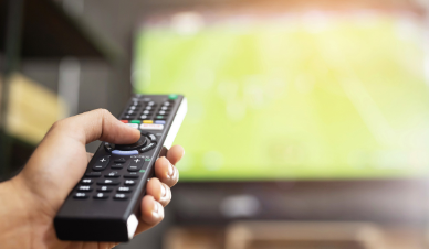 Zmiana systemu nadawania telewizji – co warto wiedzieć?