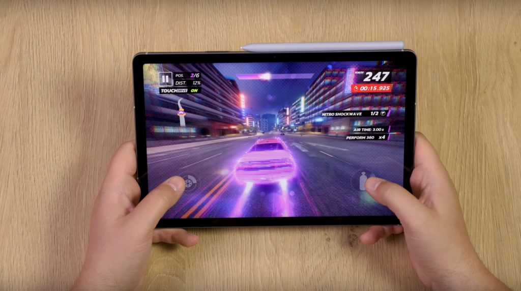 Gry w Samsung Galaxy Tab S10 FE.