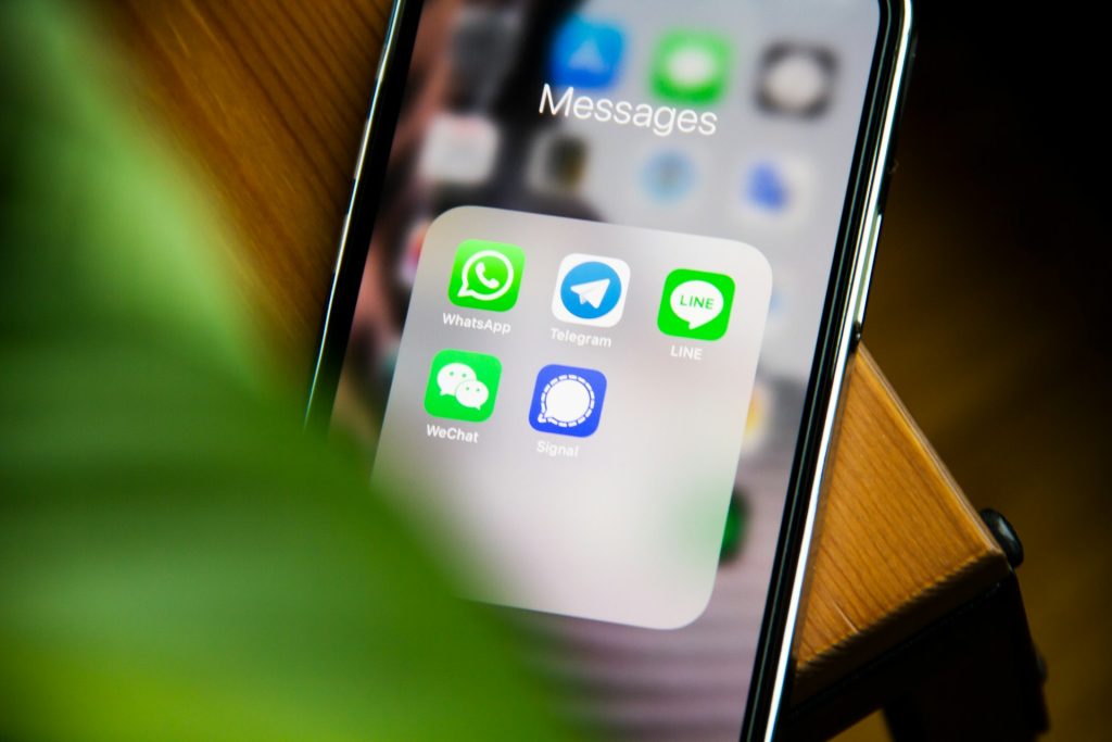 Najpopularniejszym komunikatorem internetowym nie jest jeszcze Signal, niemniej jego potencjał dostrzega coraz więcej użytkowników z Polski.