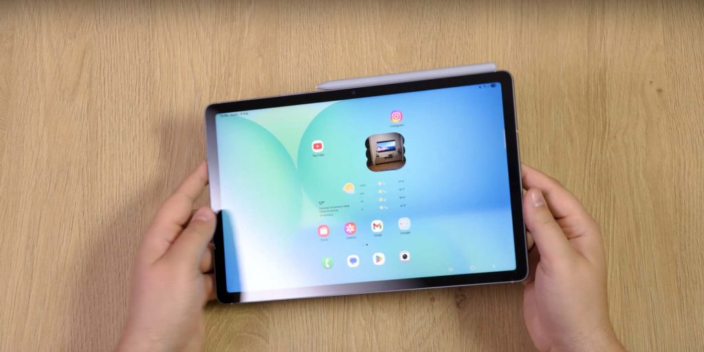 Rzut na menu w Samsung Galaxy Tab S10 FE