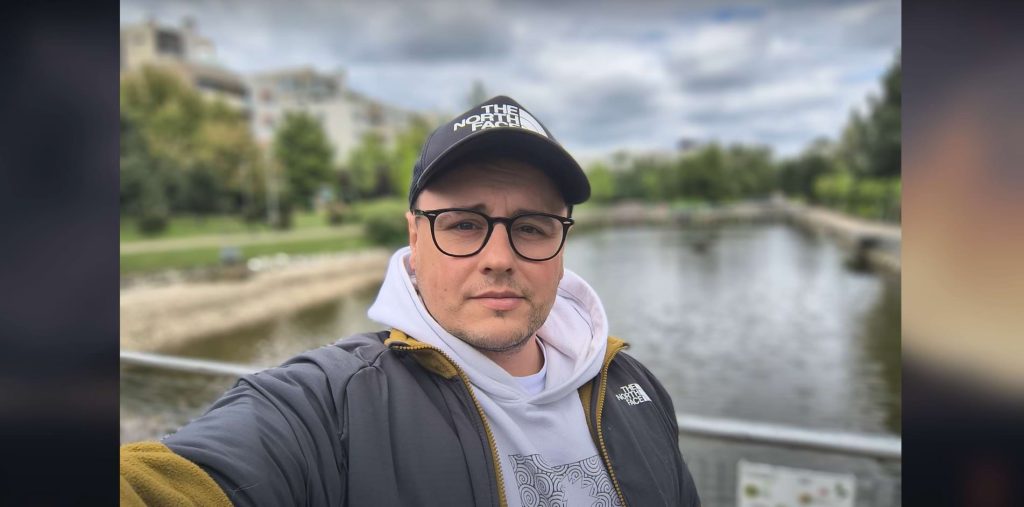 Zdjęcia z aparatu Motorola Razr 60 5G wychodzą jasne, ostre i pełne szczegółów.