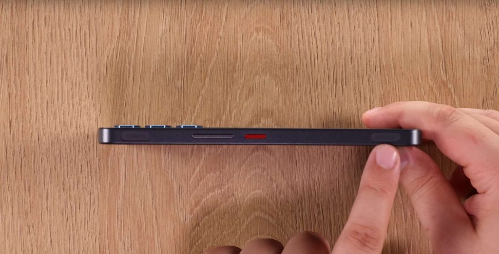 Klawisze w Nubia Neo 3 GT są rozmieszczone wyjątkowo ergonomicznie.