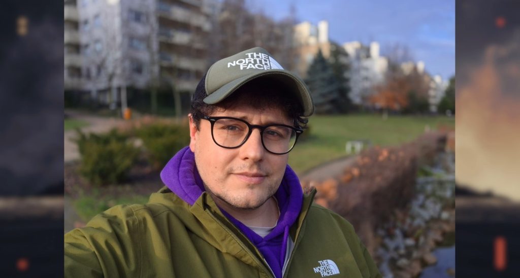 Selfie wykonane Samsung Galaxy S25 FE naprawdę daje radę.