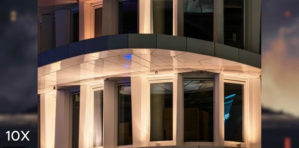 Budynek w przybliżeniu x10 z aparatu Honor 8 PRO