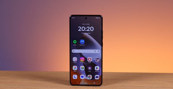Ekran smartfona Motorola G86 Power
