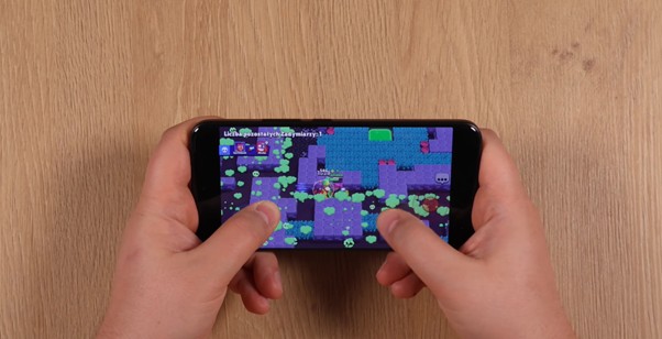 Wyświetlacz w trakcie gry na smartfonie Redmi Note 15 Pro+ 5G