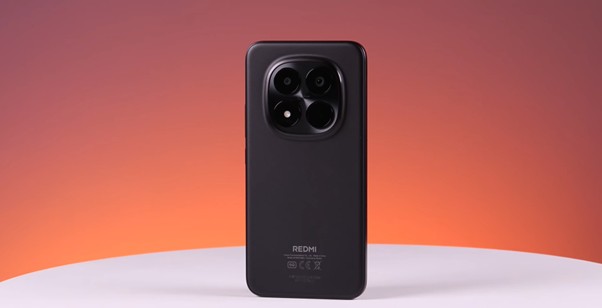 Tył telefonu Redmi Note 15 Pro+ 5G