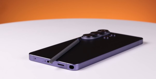 Samsung Galaxy S26 Ultra z rysikiem