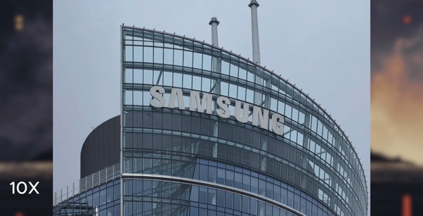 Zdjęcie budynku w przybliżeniu 10x z Samsunga Galaxy S26 Ultra