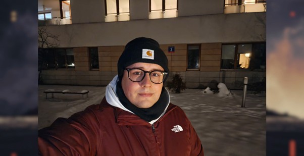 Nocne selfie z przedniego aparatu Motoroli Signature
